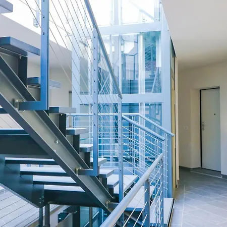H11 Luxury 12b Porto - Piscina - Jacuzzi سانتو ستيفانو أل ماري