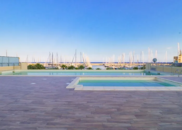 H11 Luxury 12b Porto - Piscina - Jacuzzi شقة *