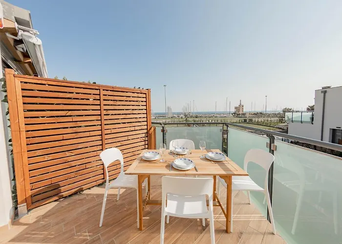 H11 Luxury 12b Porto - Piscina - Jacuzzi * Santo Stefano al Mare