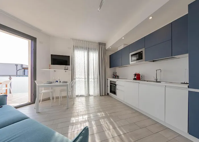 H11 Luxury 12b Porto - Piscina - Jacuzzi Apartmán Santo Stefano al Mare